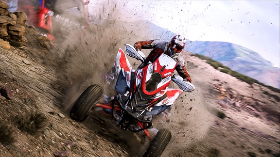 Quad rast durch Wüstenlandschaft Screenschot des Games Dakar 18 (für Windows PC, Xbox One, Playstation 4)